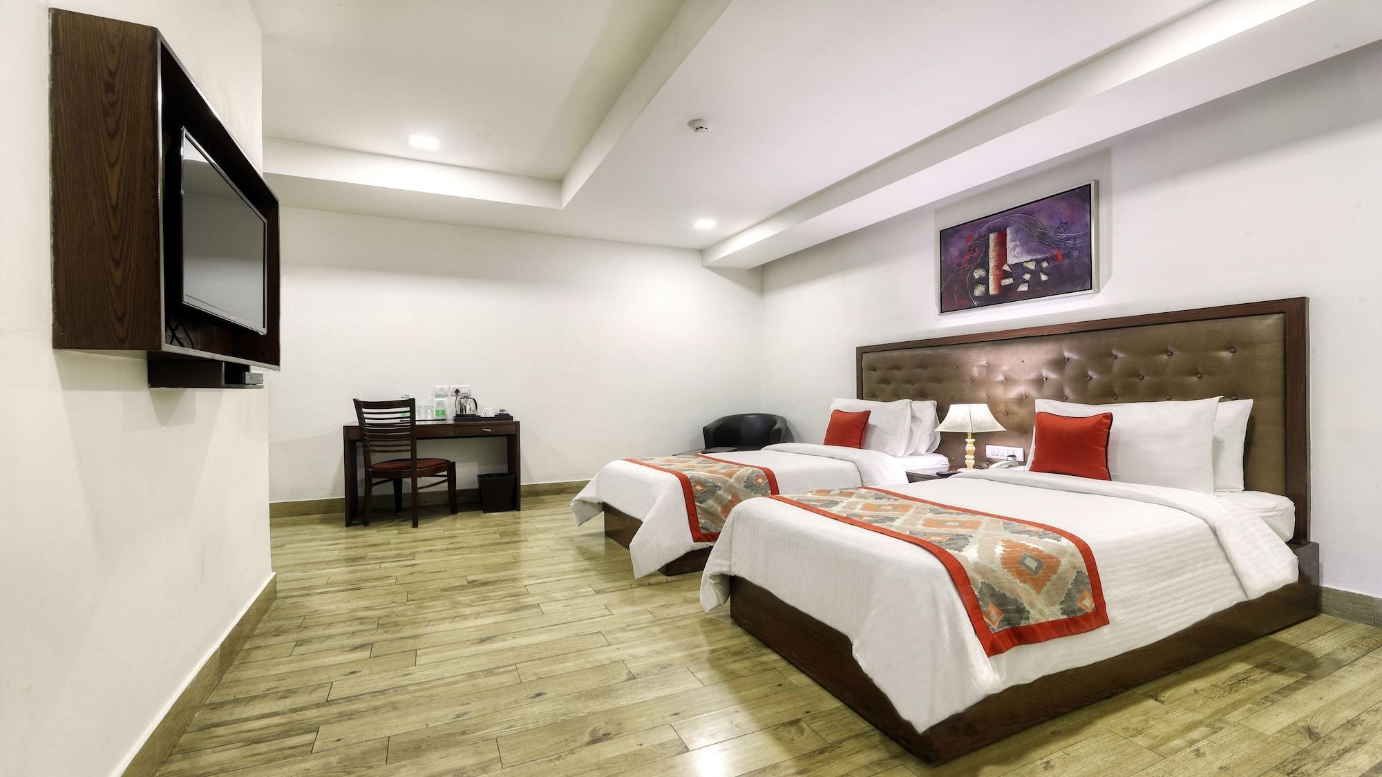 Taurus Sarovar Portico Нью-Дели Экстерьер фото