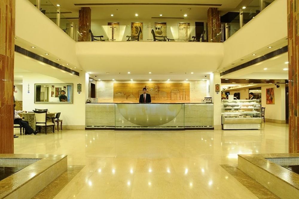 Taurus Sarovar Portico Нью-Дели Экстерьер фото