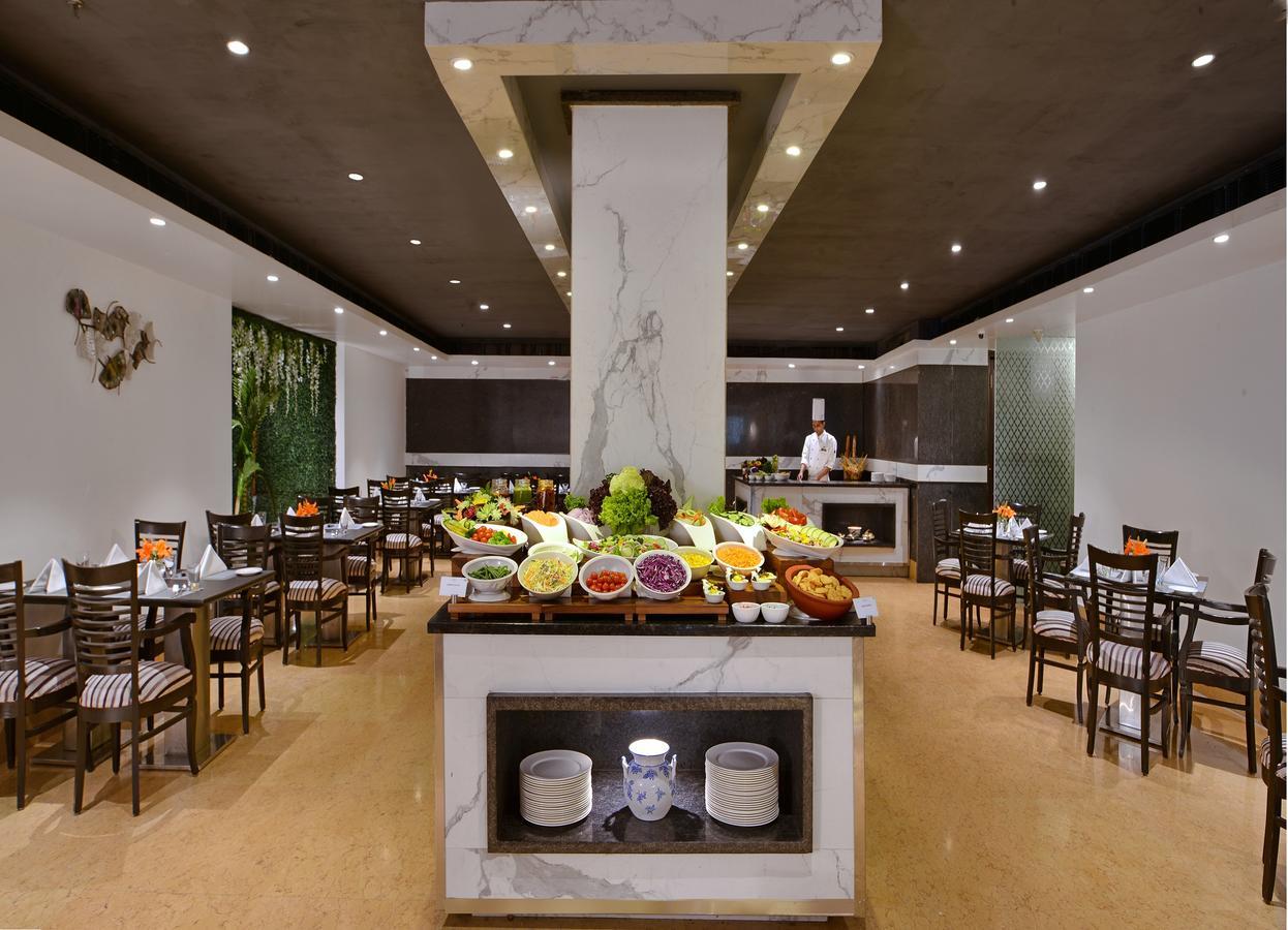 Taurus Sarovar Portico Нью-Дели Экстерьер фото